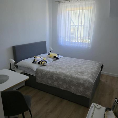 Apartamento Donata Rewal Exterior foto