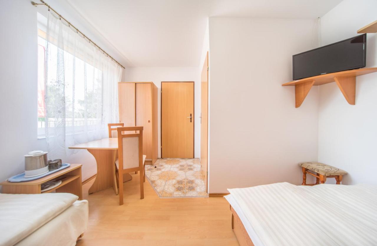 Apartamento Donata Rewal Exterior foto
