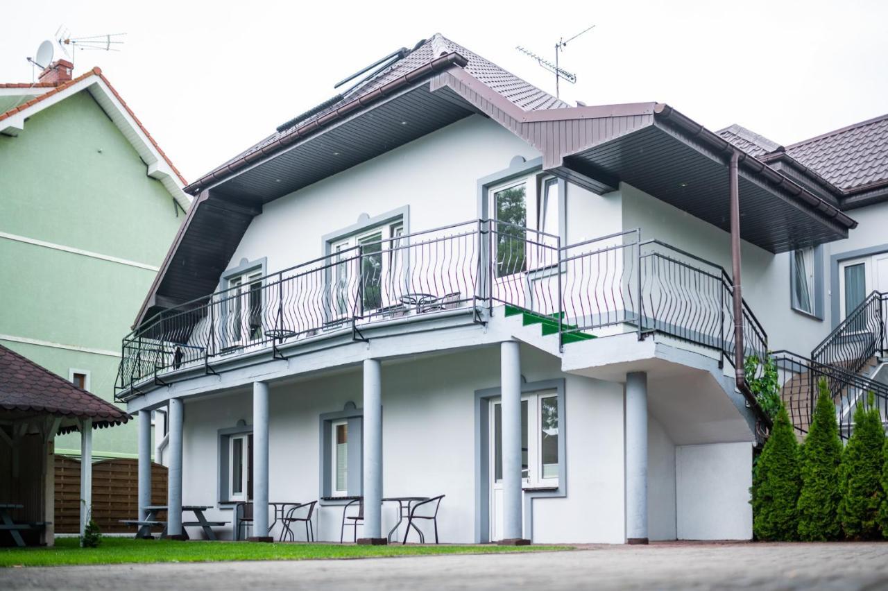Apartamento Donata Rewal Exterior foto