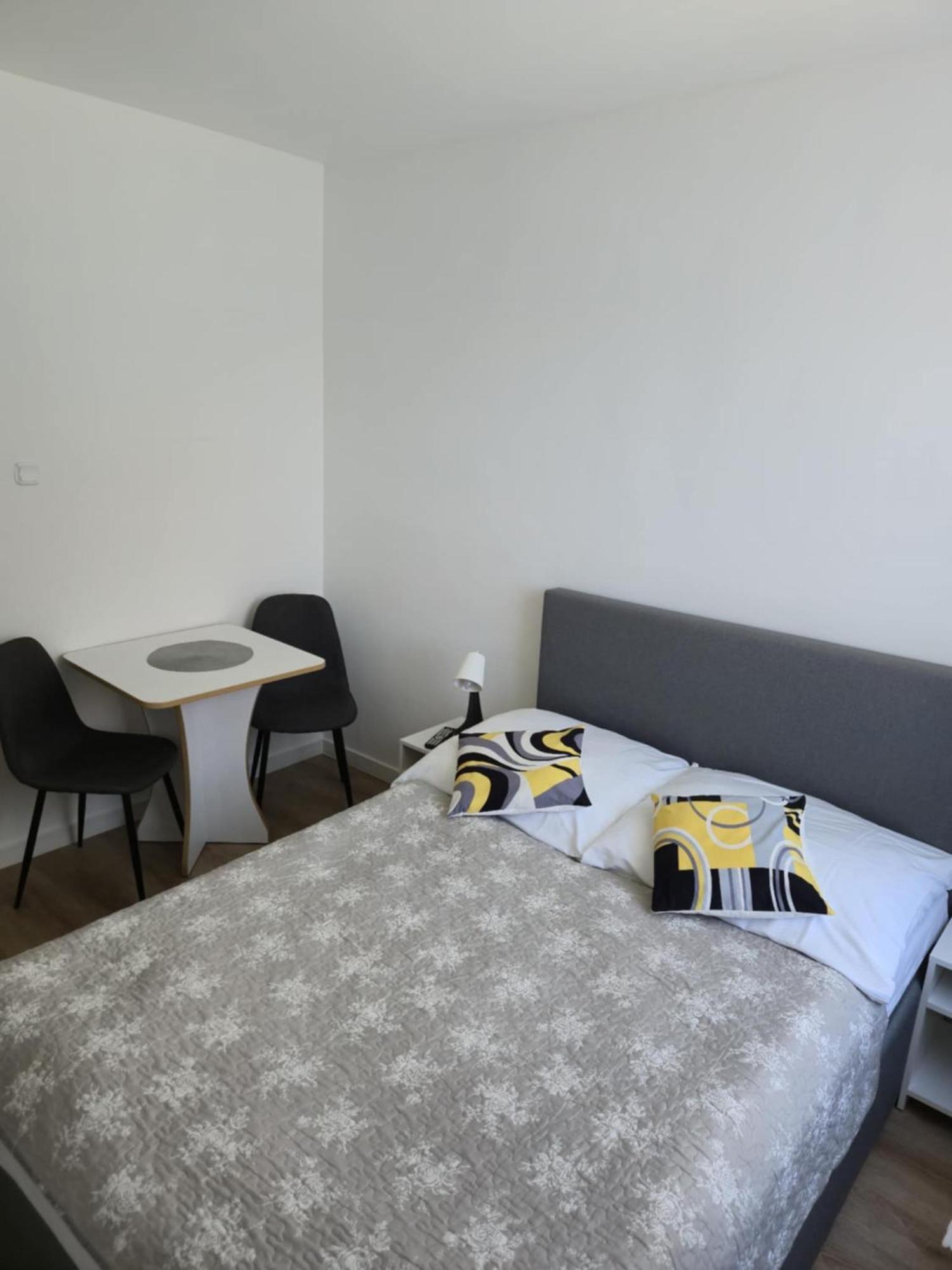 Apartamento Donata Rewal Exterior foto